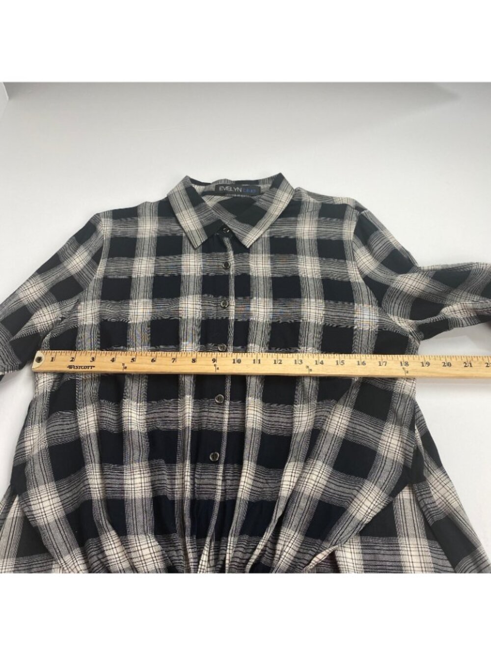 EVELYN Blue Women's Plaid Long Sleeve  Blouse Top Size Medium Lightweig Casual - Picture 6 of 10